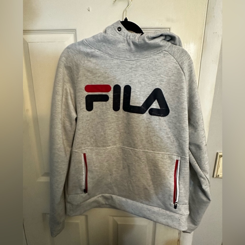 Women’s Large Gray Fila pullover sweatshirt / hoodie logo